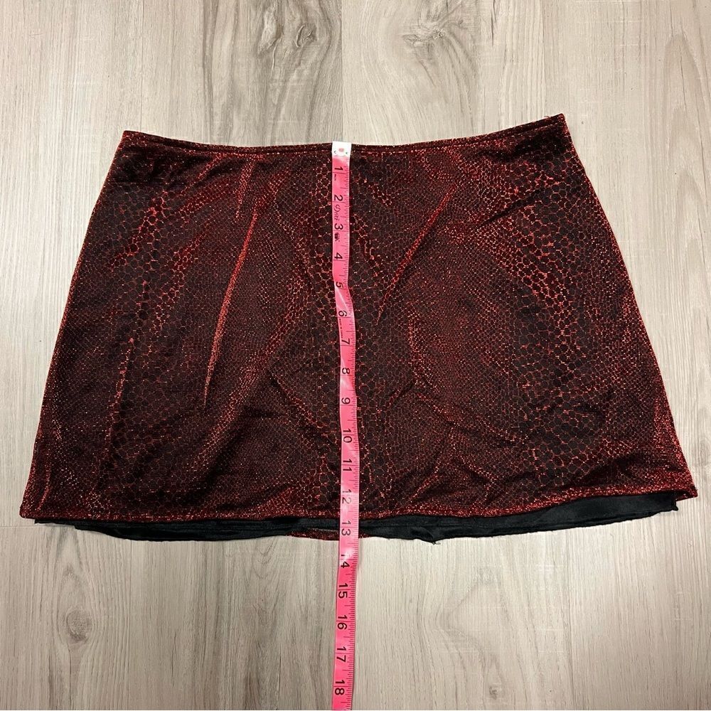 Lip Service miniskirt size L. Sheer red sparkly snakeskin print. Vintage - Picture 4 of 13